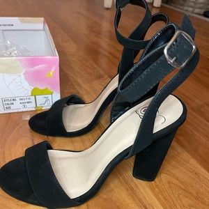 “Belt” by Delicious